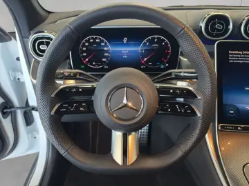 MERCEDES-BENZ GLC 200 d 4M AMG Advanced Night AHK Pa…