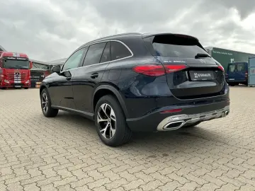 MERCEDES-BENZ GLC 300 de 4M Ava RüKam Winterpak AHK …
