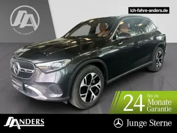 MERCEDES-BENZ GLC 200 4MATIC Edi.-AVA DISTR AHK LED …