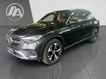 MERCEDES-BENZ GLC 200 4MATIC Edi.-AVA DISTR AHK LED …