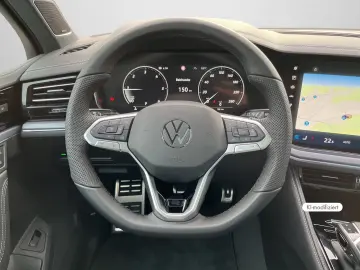 Volkswagen Touareg 3.0 TDI V6  R-Line  DSG Panorama