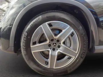 MERCEDES-BENZ GLC 300 d AMG Line 4Matic