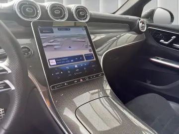 MERCEDES-BENZ GLC 300 d AMG Line 4Matic