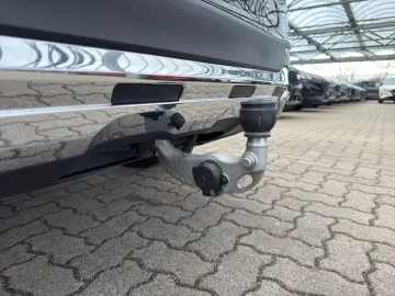 MERCEDES-BENZ GLC 300 d AMG Line 4Matic