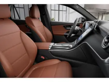 MERCEDES-BENZ GLC 200 4M LEDER BRAUN PANO AHK 18  LED KAMERA