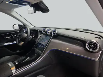 MERCEDES-BENZ GLC 200 AMG