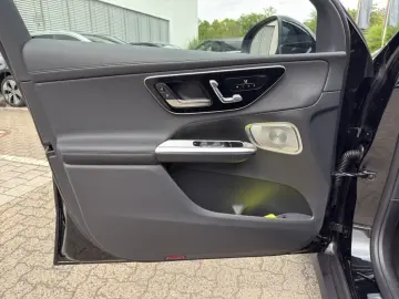 MERCEDES-BENZ GLC 200 d 4M 9G AMG