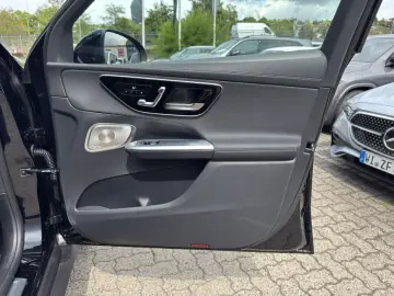 MERCEDES-BENZ GLC 200 d 4M 9G AMG