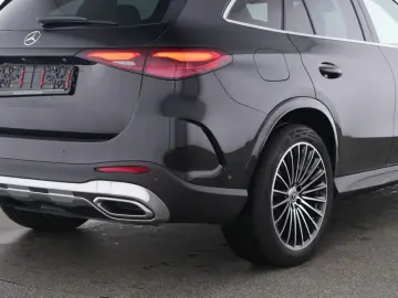 MERCEDES-BENZ GLC 200 4M AMG
