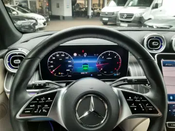 MERCEDES-BENZ GLC 220 d 4MATIC