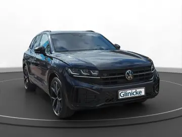 Volkswagen Touareg R-Line 3 0 l V6 TDI 4MOTION 286 PS   PAN