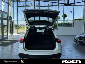 MERCEDES-BENZ GLC 300 de AMG