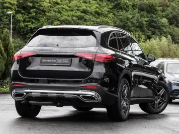 MERCEDES-BENZ GLC 300 d 4M AMG