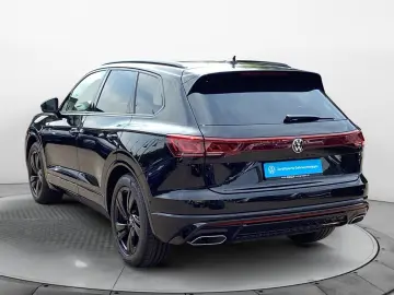 Volkswagen Touareg 3.0 TDI R-Line 4M LED AHK camera pano