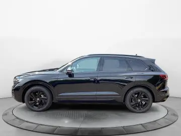 Volkswagen Touareg 3.0 TDI R-Line 4M LED AHK camera pano