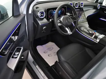 MERCEDES-BENZ GLC 300 de 4M Avantgarde