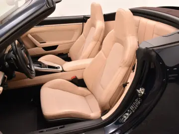 PORSCHE 911 Carrera 4S Cabriolet PDK heritage (992)