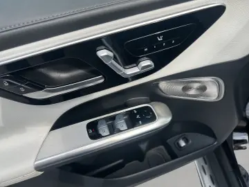 MERCEDES-BENZ GLC 300 de 4M AMG