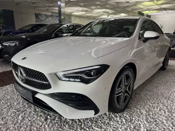 MERCEDES-BENZ CLA CLA 200 d AMG Line 360 Ambient.Burmester
