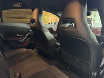 MERCEDES-BENZ CLA CLA 200 d AMG Line 360 Ambient.Burmester