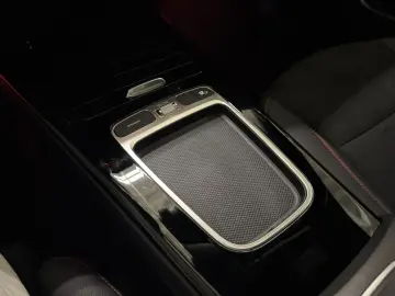 MERCEDES-BENZ CLA CLA 200 d AMG Line 360 Ambient.Burmester