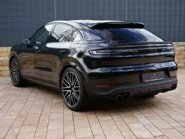 PORSCHE Cayenne Coupe S E-Hybrid SportAGA HLA 22z. 4Zone