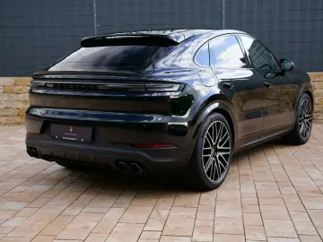 PORSCHE Cayenne Coupe S E-Hybrid SportAGA HLA 22z. 4Zone