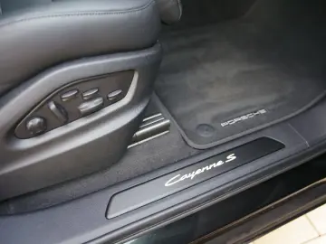 PORSCHE Cayenne Coupe S E-Hybrid SportAGA HLA 22z. 4Zone