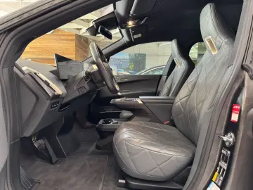 BMW iX 40Sport Massage Harman Kardon 21 Zoll