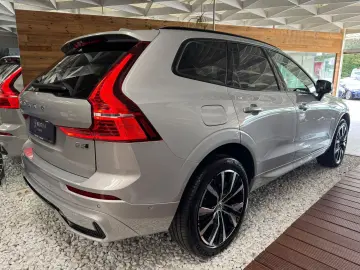 VOLVO XC60 Ultra Dark AWD H K Panoramic