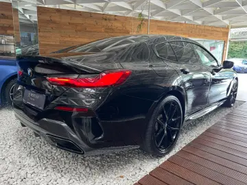 BMW 8 840d xDrive M Sport B&W