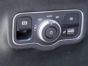 Mercedes-Benz GLA 35 AMG GLA 35 4M AMG
