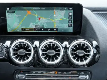 Mercedes-Benz GLA 35 AMG GLA 35 4M AMG