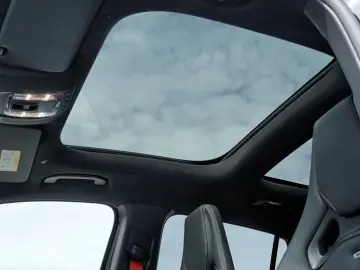 Mercedes-Benz GLA 35 AMG GLA 35 4M AMG
