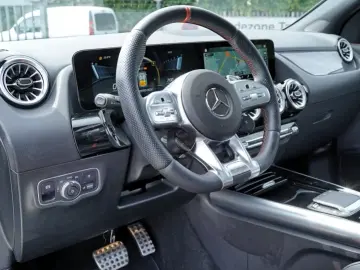 Mercedes-Benz GLA 35 AMG GLA 35 4M AMG