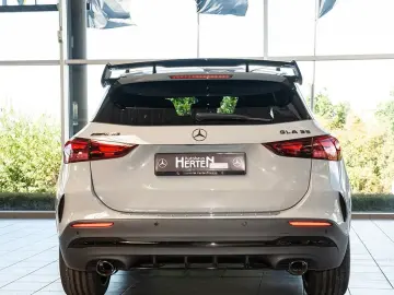 Mercedes-Benz GLA 35 AMG AMG GLA 35