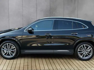 Mercedes-Benz GLA 35 AMG 4M Pano Mutlibeam Totwinkel
