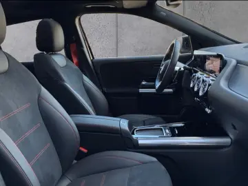 Mercedes-Benz GLA 35 AMG 4M Pano Mutlibeam Totwinkel