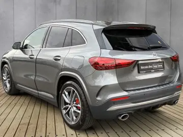 Mercedes-Benz GLA 35 AMG GLA 35 4M
