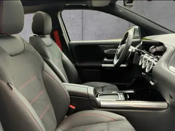 Mercedes-Benz GLA 35 AMG GLA 35 4M
