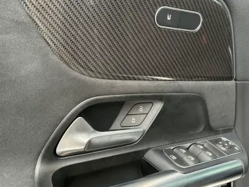 Mercedes-Benz GLA 35 AMG GLA 35 4M