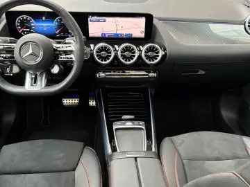 Mercedes-Benz GLA 35 AMG GLA 35 4M