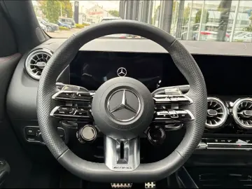 Mercedes-Benz GLA 35 AMG GLA 35 4M