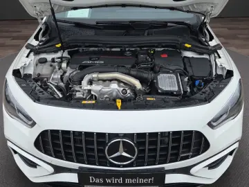 Mercedes-Benz GLA 35 AMG 4M