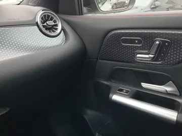 Mercedes-Benz GLA 35 AMG 4M