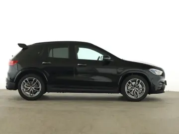 Mercedes-Benz GLA 35 AMG 4M NIGHT