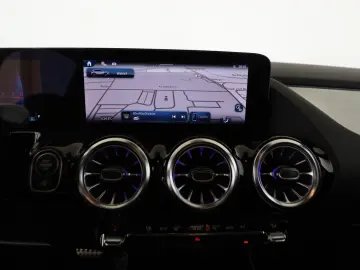 Mercedes-Benz GLA 35 AMG 4M NIGHT