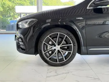 Mercedes-Benz GLA 35 AMG WIDE CARBON DISTRONIC