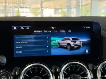 Mercedes-Benz GLA 35 AMG WIDE CARBON DISTRONIC