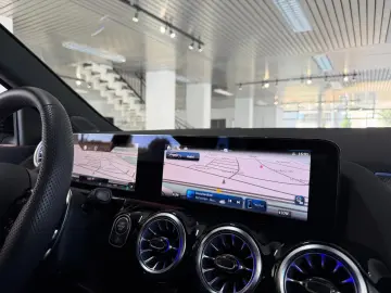 Mercedes-Benz GLA 35 AMG WIDE CARBON DISTRONIC